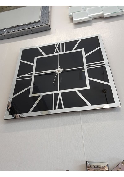 Ayna Denizi Silver Quare Black Model Gümüş Siyah Renk 60 CM x 60 CM Dekoratif Aynalı Duvar Saati Gümüş - Siyah