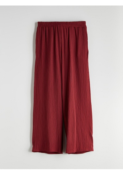 Lcwaıkıkı Classic Kırmızı Beli Lastikli Dokulu Geniş Paça Kadın Pantolon Lcwaıkıkı Classic Kırmızı Beli Lastikli Dokulu Geniş Paça Kadın Pantolon