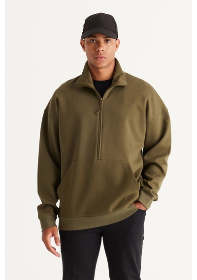 AC&Co / Altınyıldız Classics Erkek Hakı Oversize Bol Kesim Bato Yaka Pamuklu Sweatshirt Haki AC&Co / Altınyıldız Classics Erkek Hakı Oversize Bol Kesim Bato Yaka Pamuklu Sweatshirt Haki
