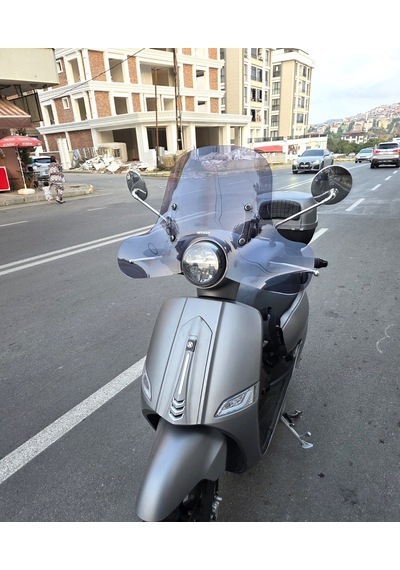 Motocam Mondial Exon 125 Ön Cam 2023-2026 Model 39cm Füme Renkli 4mm Elcikli Aparatsız