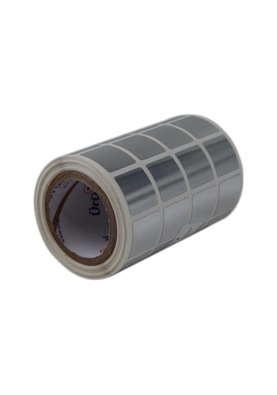 Pp Metalize Baskısız Etiket, 20mm X 20mm Yan Yana 4 Lü Ruloda 2000 Adet Rulo Etiket, Rulonun Kuka Çapı 40mm'dir. Çok Renkli Pp Metalize Baskısız Etiket, 20mm X 20mm Yan Yana 4 Lü Ruloda 2000 Adet Rulo Etiket, Rulonun Kuka Çapı 40mm'dir. Çok Renkli