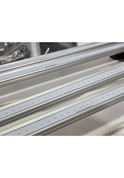 Spider Farmer Uv 30 + Ir 16 Led Bitki Yetiştirme Işık Seti
