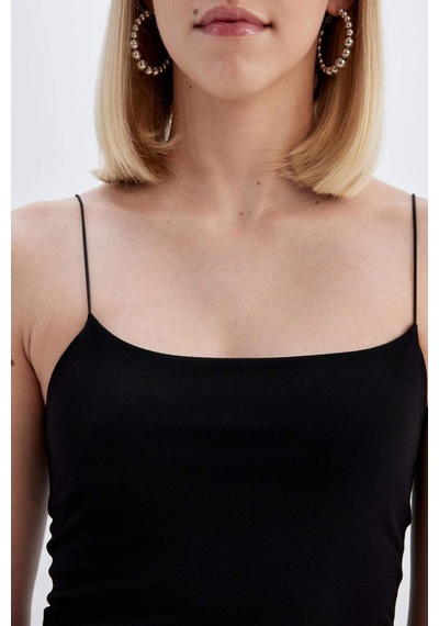 DeFacto Bodycon Kare Yaka Siyah Askılı Mini Elbise D3265AXNSBK81