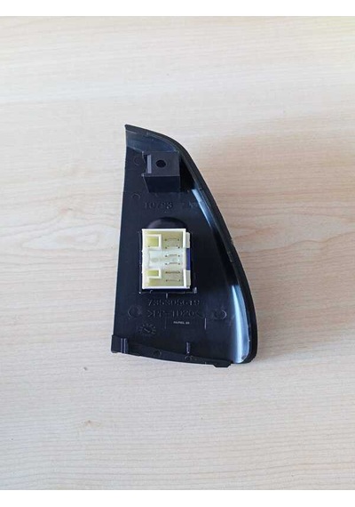 Fiat Palio Albea Cam Açma Anahtarı Çerçeveli Sağ