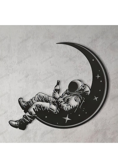 Ayda Dinlenen Astronot 3d Dekor Figürü 21 X 17