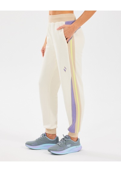 Skechers W Diagonal Lw Fleece Jogger Sweatpant Kadın Off White Eşofman Altı S2510048-102 Off White Beyaz