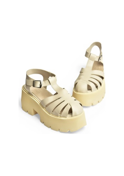 Fox Shoes Y272983109 Bej Kalın Tabanlı Kadın Sandalet Ayakkabı