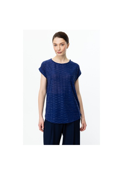 On Minimalist Oversize Kadın Bluz - Yuvarlak Yaka Kısa Kol Lacivert On Minimalist Oversize Kadın Bluz - Yuvarlak Yaka Kısa Kol Lacivert