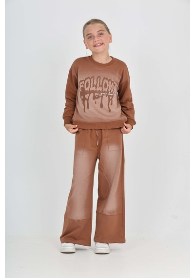 Toontoy Kids Toontoy Kız Çocuk 2'li Takım Eskitme Baskılı Bisiklet Yaka Sweatshirt & Beli Lastikli Cepli Bol Paça Eşofman Altı - 2 İplik Kahverengi Toontoy Kids Toontoy Kız Çocuk 2'li Takım Eskitme Baskılı Bisiklet Yaka Sweatshirt & Beli Lastikli Cepli Bol Paça Eşofman Altı - 2 İplik Kahverengi