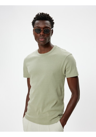 Koton Basic Tişört Slim Fit Dokulu Kısa Kollu Haki 4sam10730hk Haki Koton Basic Tişört Slim Fit Dokulu Kısa Kollu Haki 4sam10730hk Haki