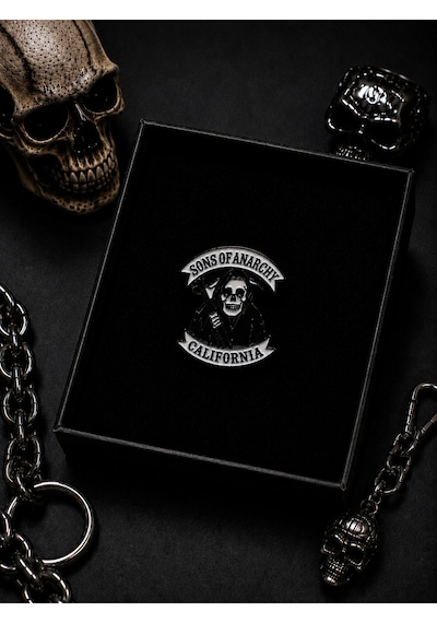 3 Lü Gotik Figürlü Rozet Seti Kuru Kafa Ve İskelet Temalı Metal Broş Seti 2 Renkli