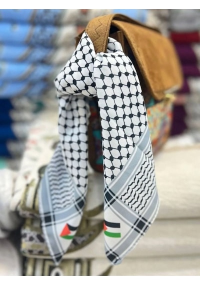 Filistin Temalı Fular 45x45 Unisex Günlük Kullanıma Uygun Puşi Şal Kefiye Filistin Bayrak Afl24106 Siyah - Beyaz