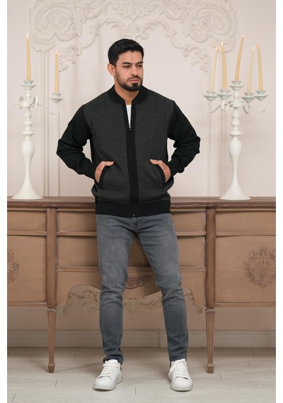 Woolen World Pilot Yaka Fermuar Kapamalı Klasik Kesim Astarlı Desenli Çelik Örgü Hırka Siyah Woolen World Pilot Yaka Fermuar Kapamalı Klasik Kesim Astarlı Desenli Çelik Örgü Hırka Siyah