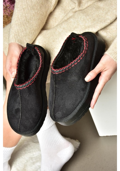 Fox Shoes R612047302 Siyah Süet İçi Tüylü Kalın Tabanlı Kadın Terlik Siyah