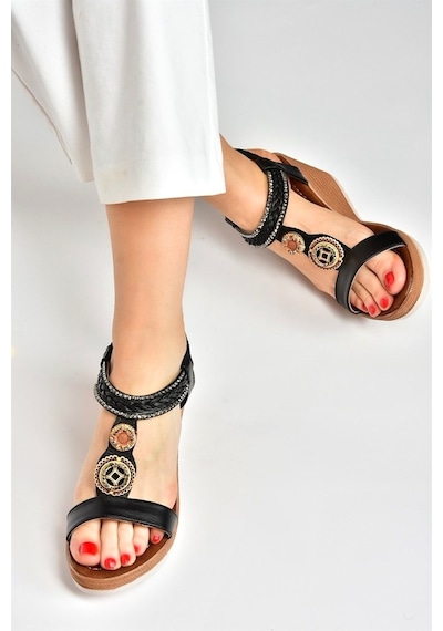 Fox Shoes Siyah Dolgu Topuklu Kadın Sandalet M258313609