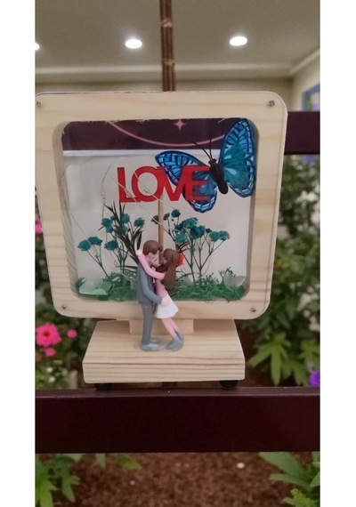 Işıklı Love Yazan Sevgililer Gününe Özel Biblo Boyut 17cm 14cm