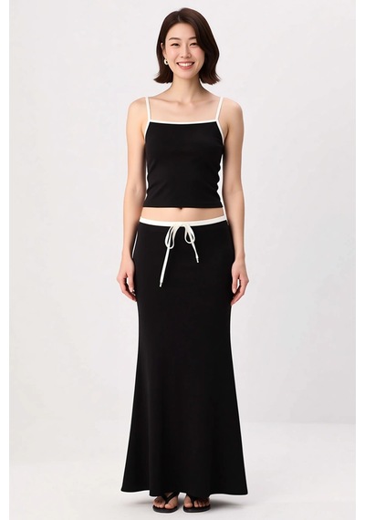 Benerly Kadın İnce Askılı Havuz Yaka Fitted Esnek Örme Crop Top Maxi Etek siyah Benerly Kadın İnce Askılı Havuz Yaka Fitted Esnek Örme Crop Top Maxi Etek siyah