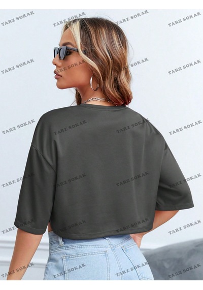 Flood Of Style Crop Ckod-232913 Kadın Yazılı Baskılı Düşük Omuz Gri