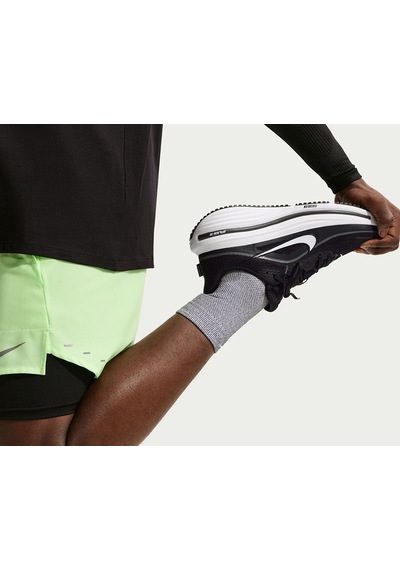 Nike Air Winflo 12 Hv9272-002 Unisex Spor Ayakkabı SİYAH-BEYAZ