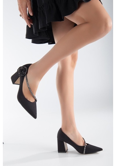 Dilimler Ayakkabı Saten Çapraz Taş Detaylı Siyah Kadın Kalın Topuk Stiletto-2532-sıyah Siyah Dilimler Ayakkabı Saten Çapraz Taş Detaylı Siyah Kadın Kalın Topuk Stiletto-2532-sıyah Siyah