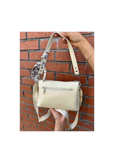 Just Polo Kadın Premium Şal Detaylı Yumuşak Deri Ayarlanabilir Askılı Çapraz El Ve Omuz Çantası Ebat : 28 X 18 Cm Krem