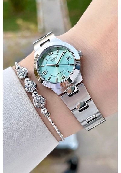 Casio Csıste135 Kadın Kol Saati