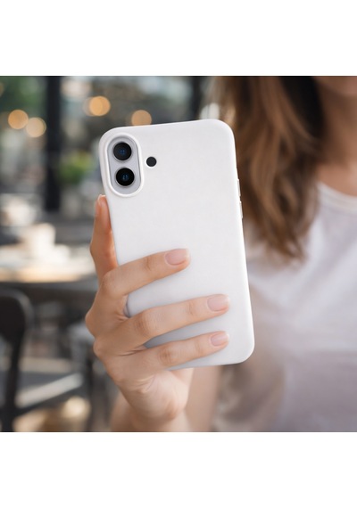Apple Apple iPhone 17 Uyumlu Kılıf Renkli Lansman İçi Kadife Yumuşak Kamera Yükseltili Silikon Beyaz
