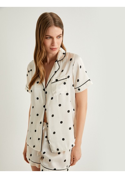 Koton Düğmeli Pijama Üstü Kısa Kollu Cep Detaylı Siyah Desenli 4slk50074mw Siyah Desenli Siyah Koton Düğmeli Pijama Üstü Kısa Kollu Cep Detaylı Siyah Desenli 4slk50074mw Siyah Desenli Siyah