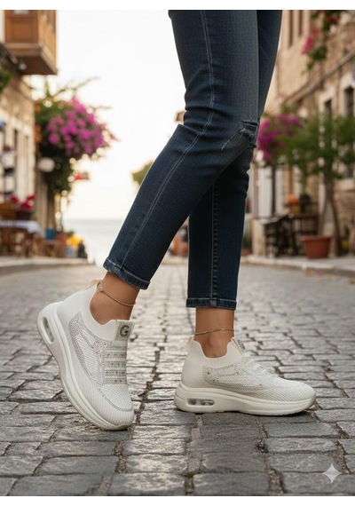Guja 26y302-1 Rahat Air Taban Taşlı Tekstil Bağcıksız Spor Sneaker Kadın Ayakkabı Bej
