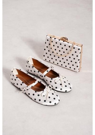 Dabab Shoes Penelop Kadın Krem Saten Puantiyeli Fiyonk Detaylı Tokalı Mary Jane Babet Ayakkabı Ve Zincirli Çanta Seti