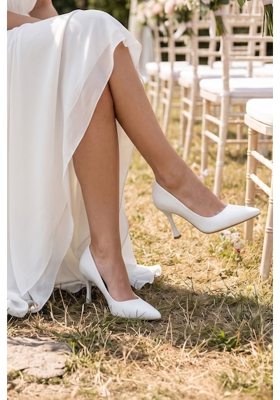 Erkan Saçmacı Suzanna Beyaz Hakiki Dana Derisi Sivri Burun Klasik İnce Topuklu Stiletto Gelin Ayakkabısı Erkan Saçmacı Suzanna Beyaz Hakiki Dana Derisi Sivri Burun Klasik İnce Topuklu Stiletto Gelin Ayakkabısı