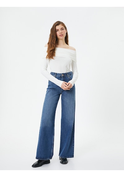 Koton Madonna Yaka Tişört Uzun Kollu Viskoz Kumaş Slim Fit Ekru 4sal10516ık 4SAL10516IK010 Ekru Koton Madonna Yaka Tişört Uzun Kollu Viskoz Kumaş Slim Fit Ekru 4sal10516ık 4SAL10516IK010 Ekru
