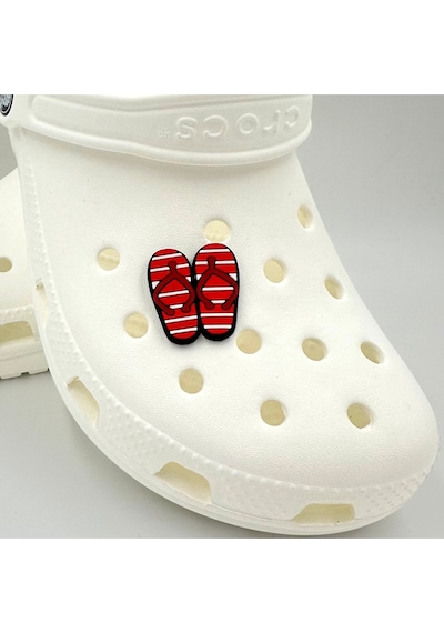 Crocs Terlik Süsü Ve Aksesuarı , Çanta Süsü Jibbitz Parmak Arası Terlik 01 Görsel Logo Aksesuar Kırmızı-beyaz-bordo-siyah