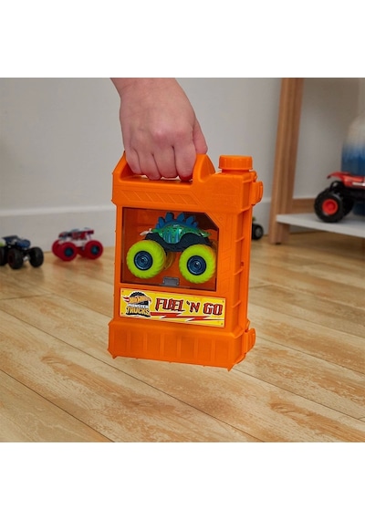 Hot Wheels Monster Trucks Taşınabilir Oyun Seti  Hxt04