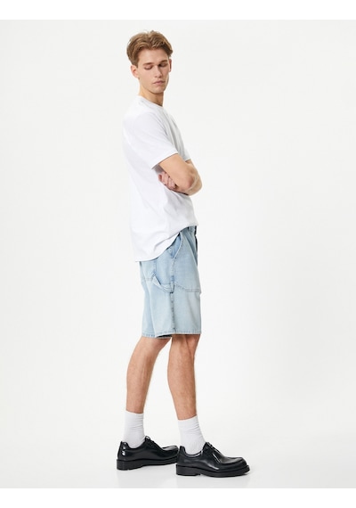 Koton Oversize Kot Şort Bermuda Cepli Dikiş Detaylı Düğmeli Açık İndigo 4sam40139nd Açık İndigo Koton Oversize Kot Şort Bermuda Cepli Dikiş Detaylı Düğmeli Açık İndigo 4sam40139nd Açık İndigo