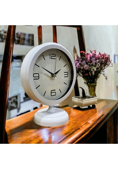 Beyaz Metal Ofis Salon Otel Masa Saati 25*20 cm Y2