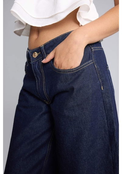 Defacto %100 Pamuk Yüksek Bel Geniş Paça İndigo Bermuda Jean Şort I2340ax26hsnm82 Mavi-nm82 Defacto %100 Pamuk Yüksek Bel Geniş Paça İndigo Bermuda Jean Şort I2340ax26hsnm82 Mavi-nm82
