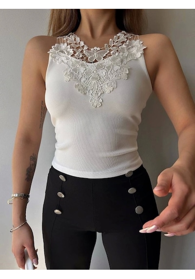 Defymoda Kadın Ottoman Kumaş Dantel Detaylı Bluz Beyaz