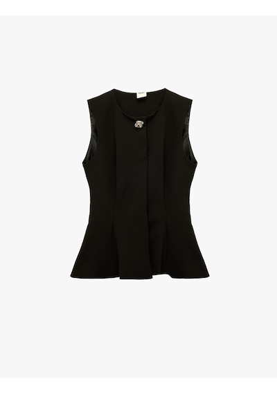 Koton Bisiklet Yaka Metal Aksesuarlı Kolsuz Peplum Bluz Siyah 6wak20102uw