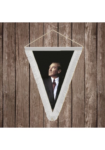 İstikbal Göklerdedir Atatürk Portresi Beyaz Saçaklı Üçgen Flama Bayrak Hatıra Flama Ata10 Diğer