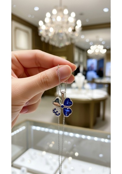 Çekirdekjewelry 925 Ayar Gümüş Safir Taşlı Ters Yonca Kolye Sarı