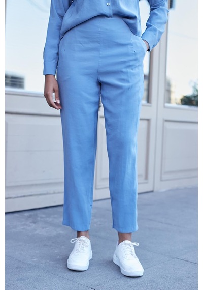 JUMENT Kadın Likrasız Modal Kumaş Yüksek Bel Beli Lastikli Yan Cepli Dar Paça Bilek Boy Pantolon-indigo İndigo JUMENT Kadın Likrasız Modal Kumaş Yüksek Bel Beli Lastikli Yan Cepli Dar Paça Bilek Boy Pantolon-indigo İndigo