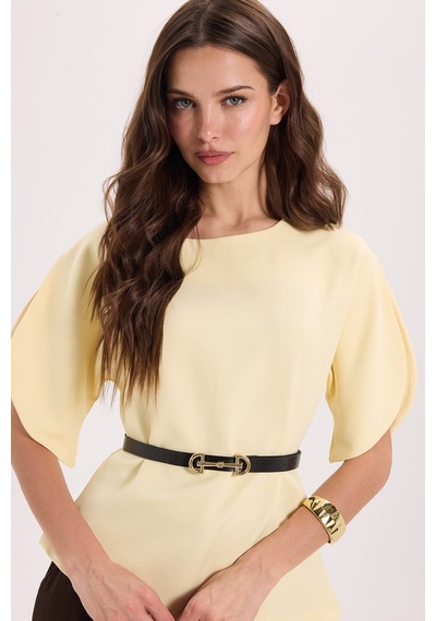Tudors Kadın Slim Fit Dar Kesim Kol Detaylı İnce Kemerli Fermuarlı Sarı Bluz-51169