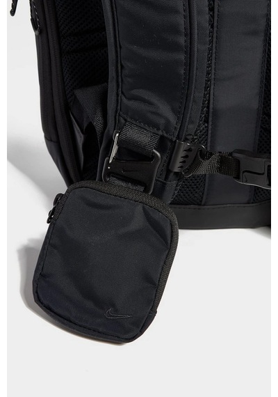 Nike Sportswear Commute Backpack 25l Sırt Destekli Çok Gözlü 25 Litre Sırt Çantası Siyah