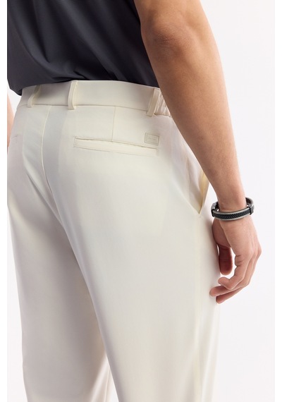 Avva Erkek Kırık Beyaz Beli Lastikli Bi-stretch Teknik Kumaş Slim Fit Pantolon A51y3077 Avva Erkek Kırık Beyaz Beli Lastikli Bi-stretch Teknik Kumaş Slim Fit Pantolon A51y3077