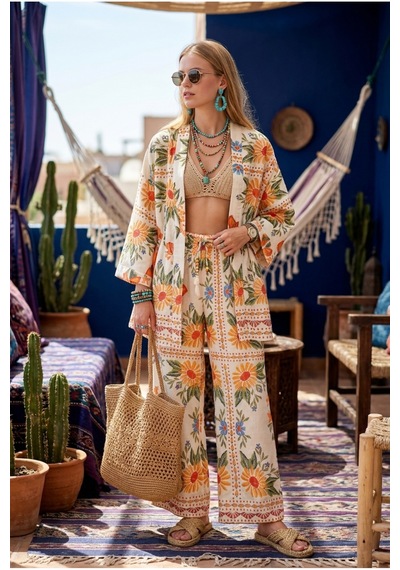 Island Girl Vintage Bağlamalı Tropikal Kollu Kimono Ve Lastik Bel Geniş Paça Cepli Pantolon Yazlık Bohem Boho Bohem Set Takım Ekru Island Girl Vintage Bağlamalı Tropikal Kollu Kimono Ve Lastik Bel Geniş Paça Cepli Pantolon Yazlık Bohem Boho Bohem Set Takım Ekru
