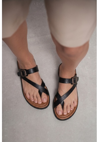 Giamgia Store Kadın Parmak Arası Düz Taban Günlük Siyah Sandalet Veyron10-2421 Giamgia Store Kadın Parmak Arası Düz Taban Günlük Siyah Sandalet Veyron10-2421