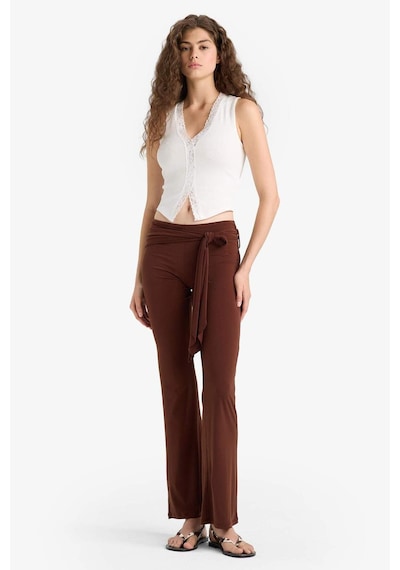 Defacto Flare Fit Normal Bel Bağlamalı Standart Boy Pantolon F8196ax25smbn341 Kahve
