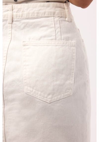 Itsbasic Kadın Kırık Beyaz 7s6-101 Straight Mini Denim Etek Itsbasic Kadın Kırık Beyaz 7s6-101 Straight Mini Denim Etek