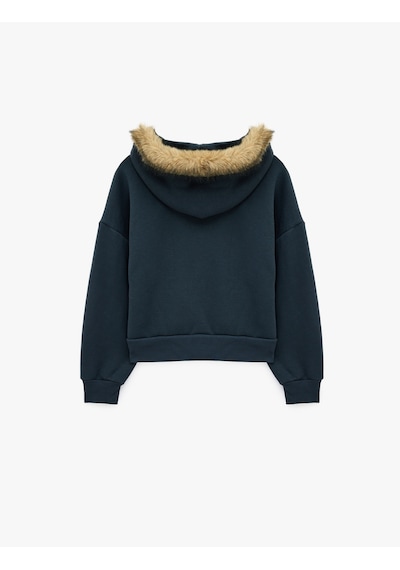 Koton Şardonlu Cepli Rahat Kalıp Uzun Kollu Fermuarlı Suni Kürk Kapüşonlu Sweatshirt Lacivert 7wal10302ık Koton Şardonlu Cepli Rahat Kalıp Uzun Kollu Fermuarlı Suni Kürk Kapüşonlu Sweatshirt Lacivert 7wal10302ık